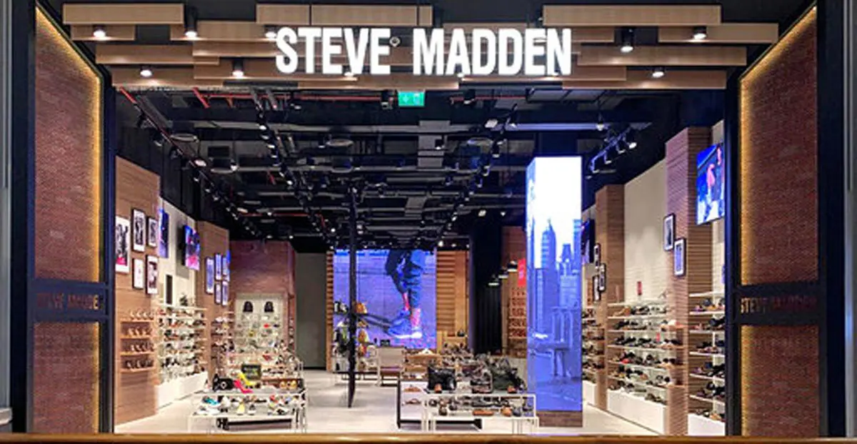 "ستيف مادن" تكشف النقاب عن أكبر متاجرها العالمية