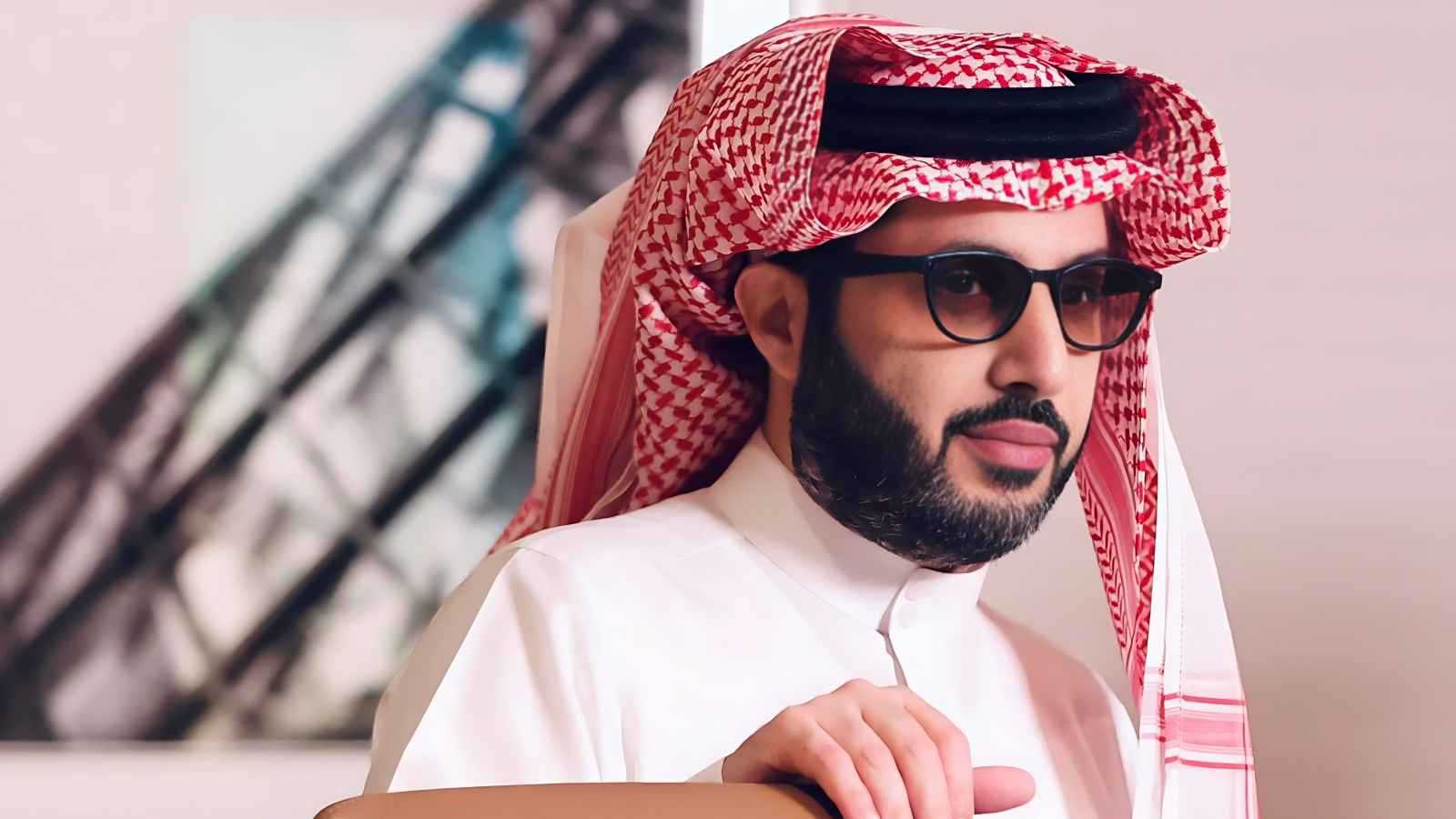 تركي آل الشيخ يشيد بفيلم 7Dogs: الأعلى مبيعا في الوطن العربي