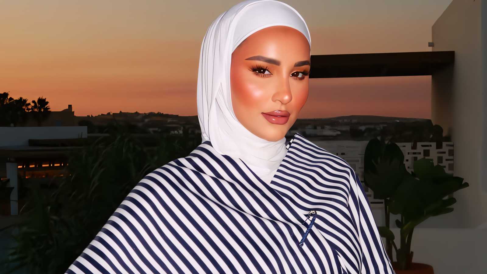 الحجاب الأبيض... أساسي في إطلالات المحجبات
