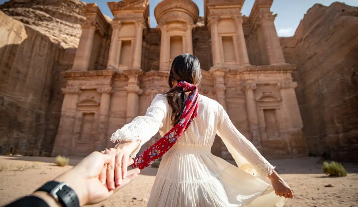 اكتشفي سحر الشرق.. أروع الوجهات السياحية في الشرق الأوسط 