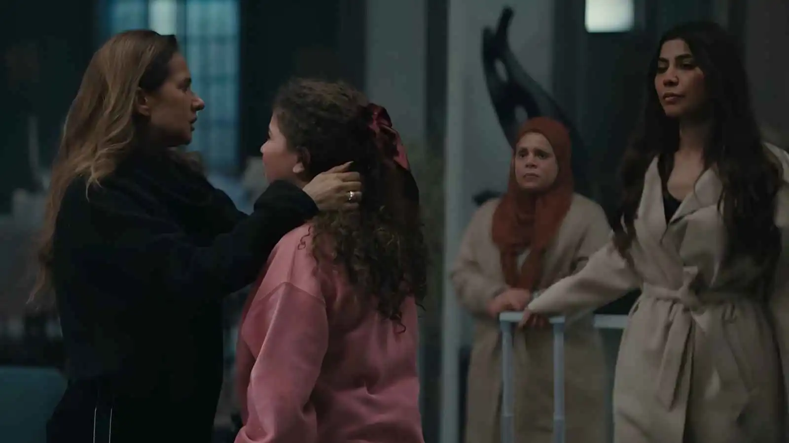 مسلسل "على قد الحب" الحلقة 20.. نيللي كريم تدخل المصحة