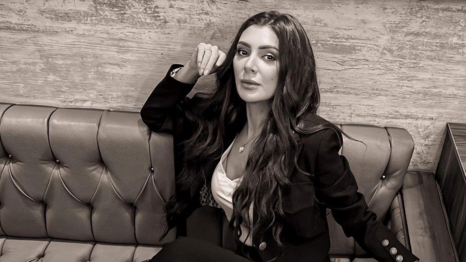 الفنانة الشابة بسمة داود