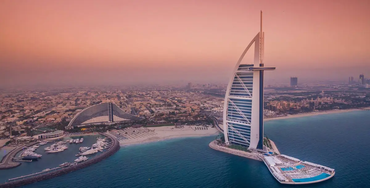 تيراس برج العرب يقدم تجربة الاسترخاء الأفخم بالعالم