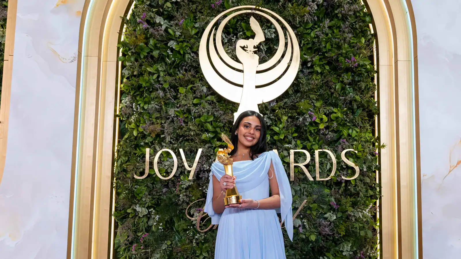 من تكون رتيل الشهري أصغر فائزة في Joy Awards 2026؟