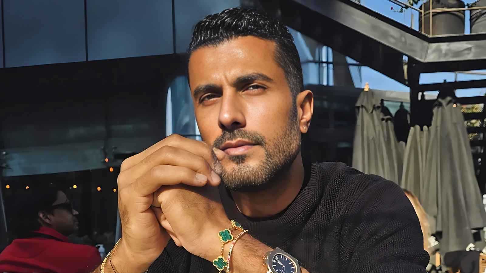 محمد سامي يوثق أول يوم تمثيل ويستعين بخالد يوسف