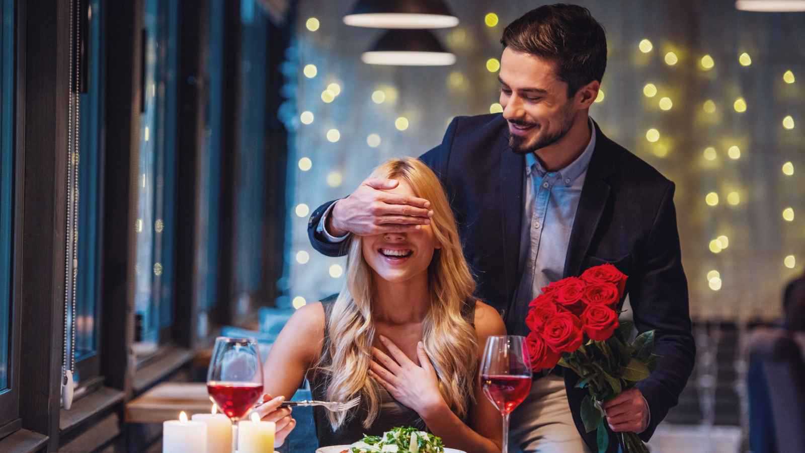 كيف تخططين موعدًا مثاليًا في عيد الحب 2026؟