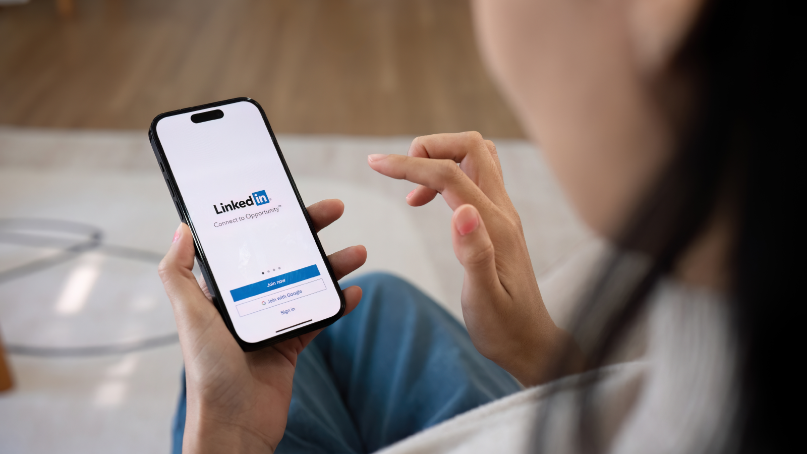  الاحتيال الوظيفي على LinkedIn