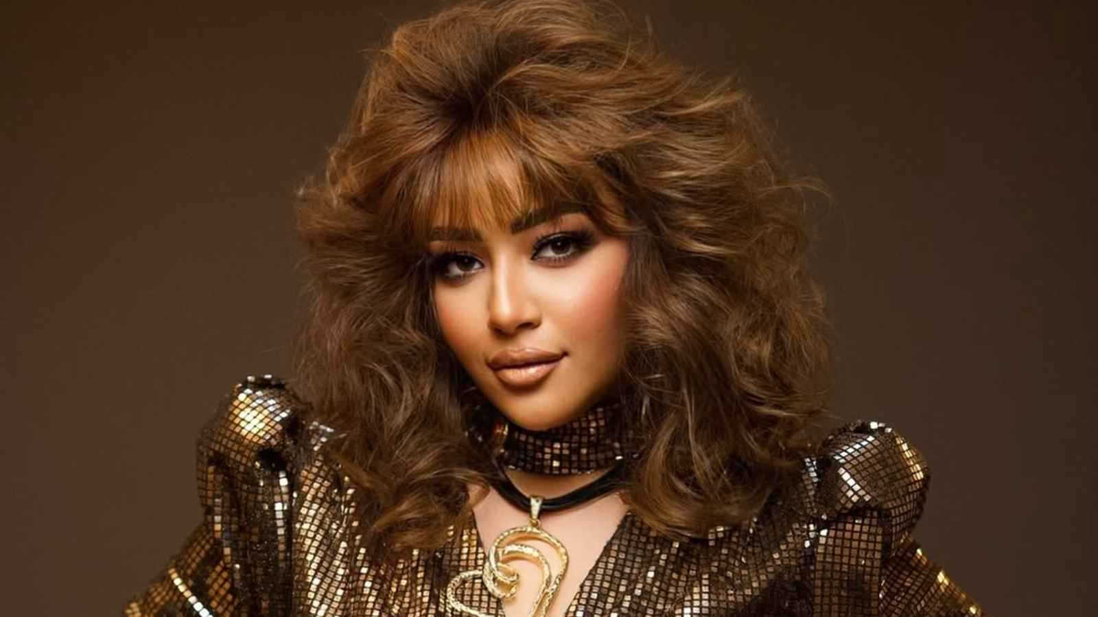 رحمة محسن تتهم طليقها بتصويرها خلسة وابتزازها