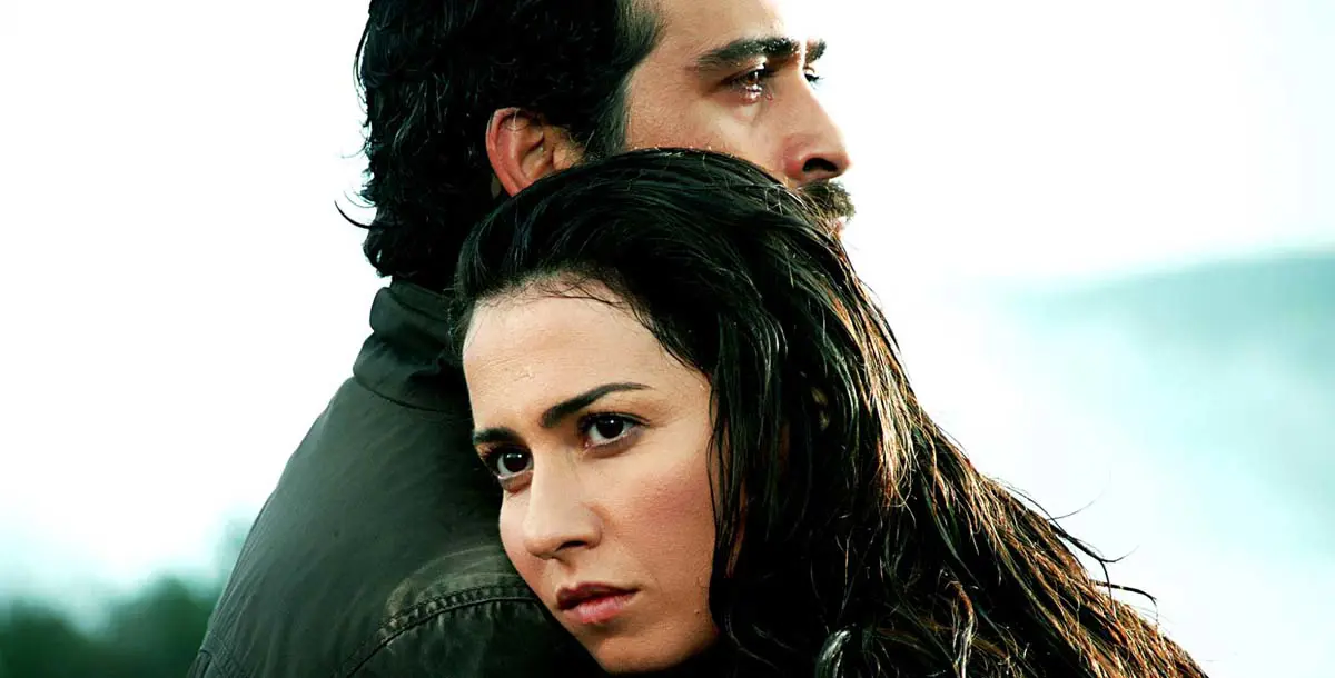 نجوم سوريون يحتفون بنيل المخرج باسل الخطيب  3 جوائز