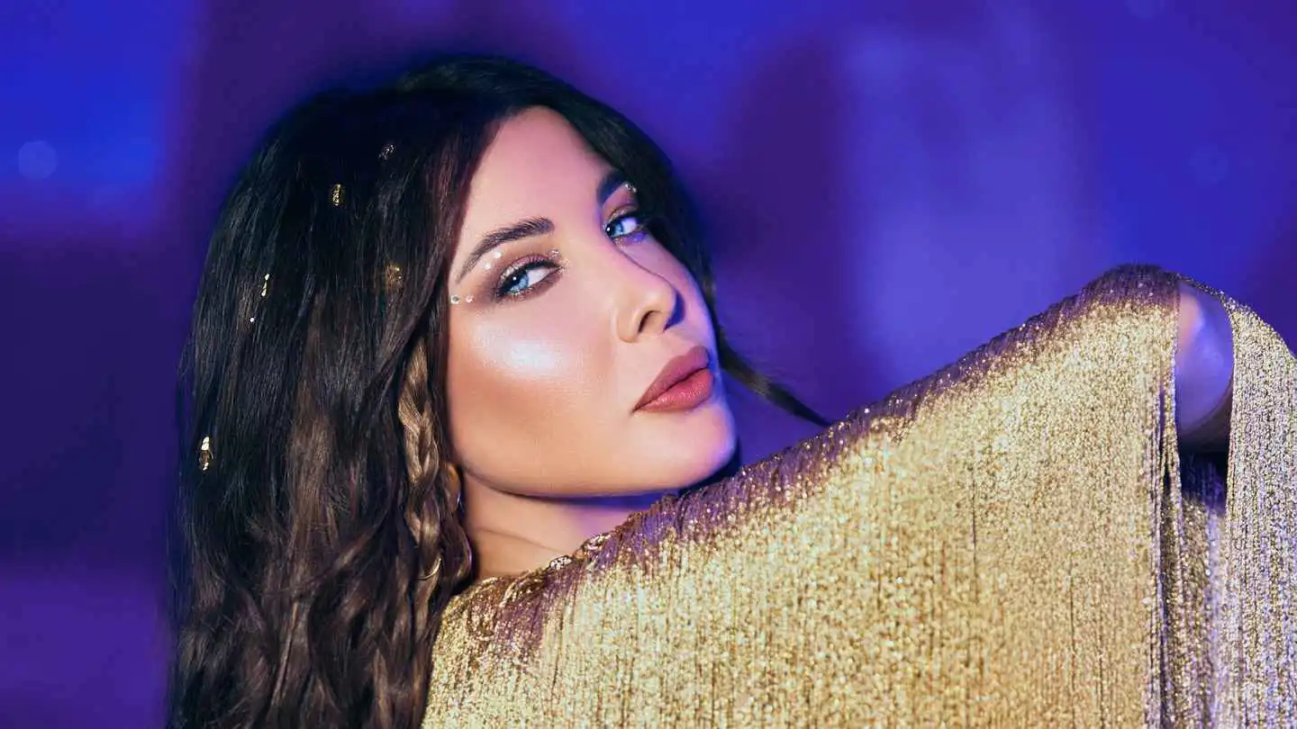 نانسي عجرم تعود لإحياء الحفلات: صوتي جسر نحو السلام
