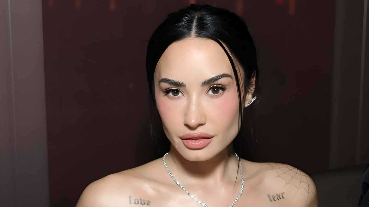 ديمي لوفاتو تكشف عن نجمات البوب المفضلات لديها 