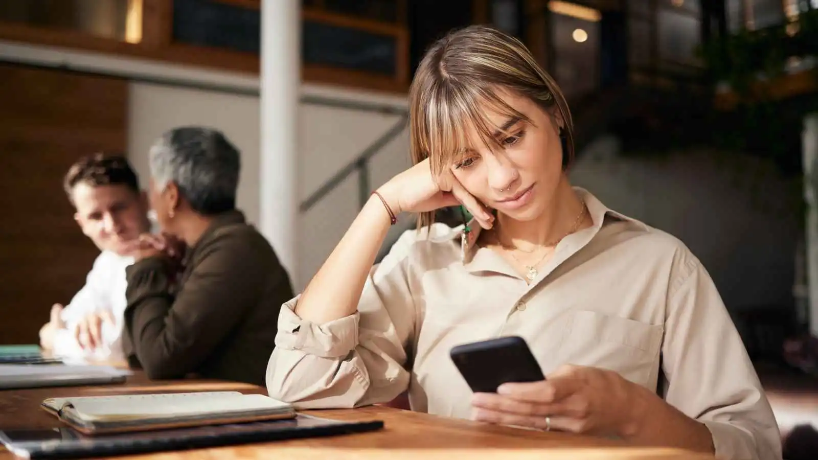 حياتك الرقمية بعد وفاتك.. ماذا يحدث لحساباتك وبياناتك؟