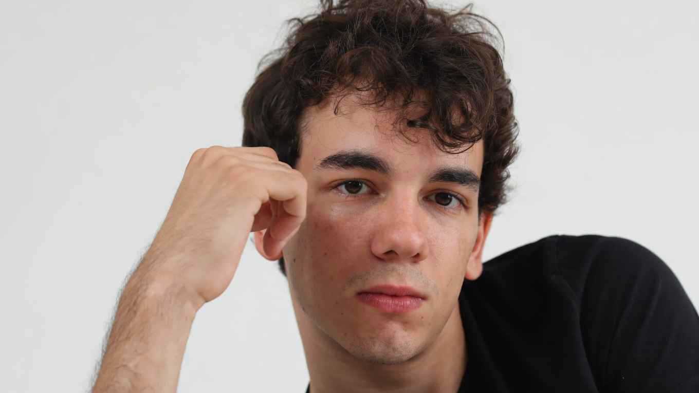 تفاصيل مسلسل "قصر بانديراس" على "نتفليكس" 