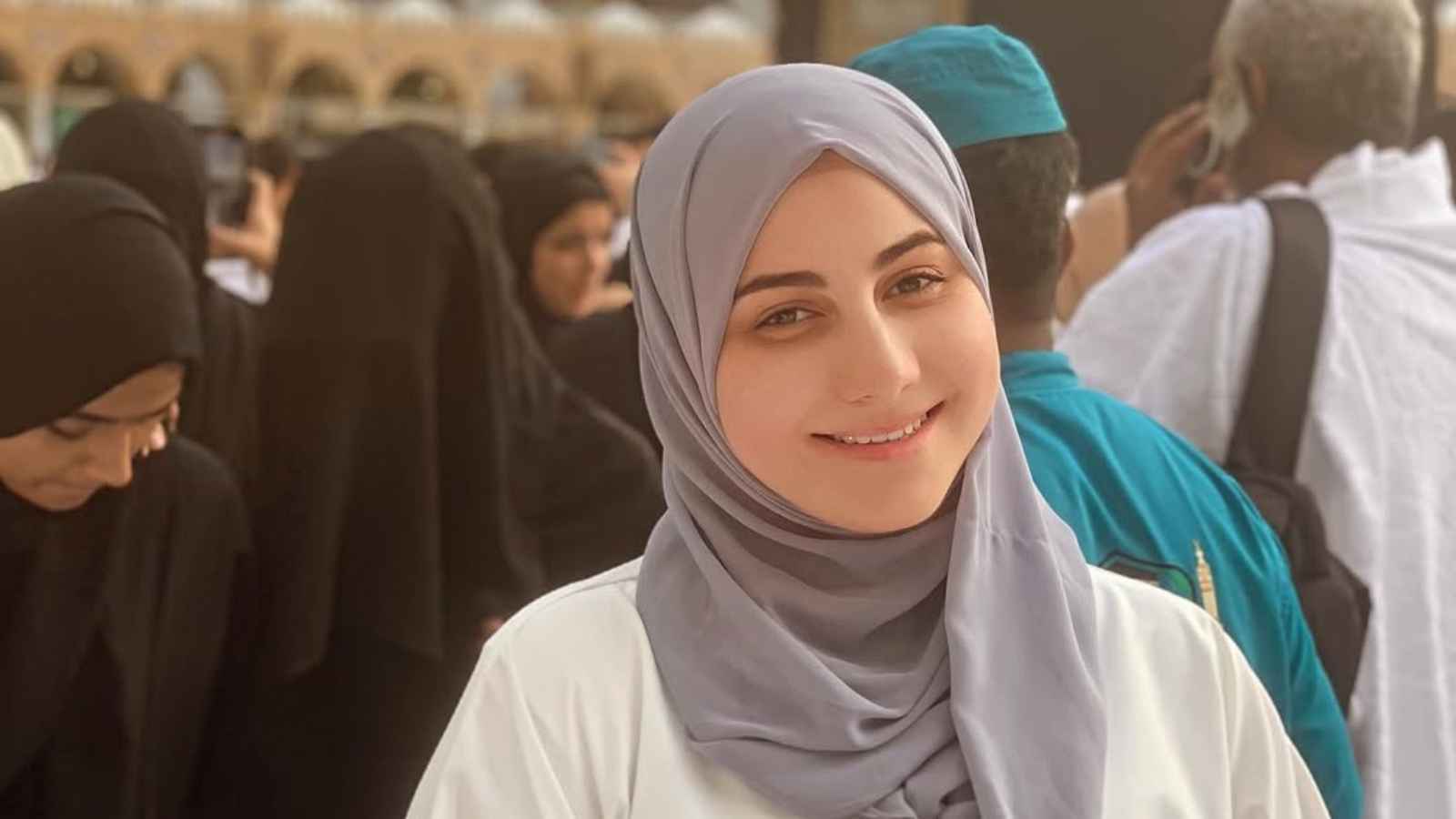ياسمينا العلواني