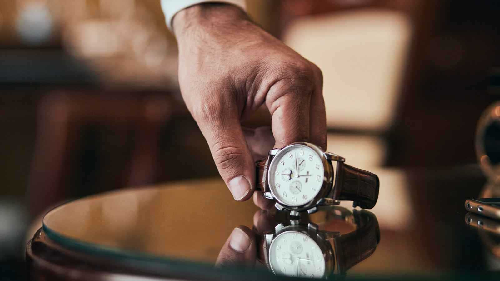 توقف الساعة في المنام