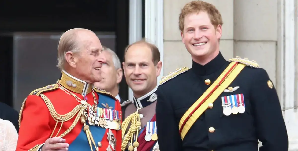 هل سيمكث هاري في إنكلترا بعد جنازة جده الأمير فيليب؟