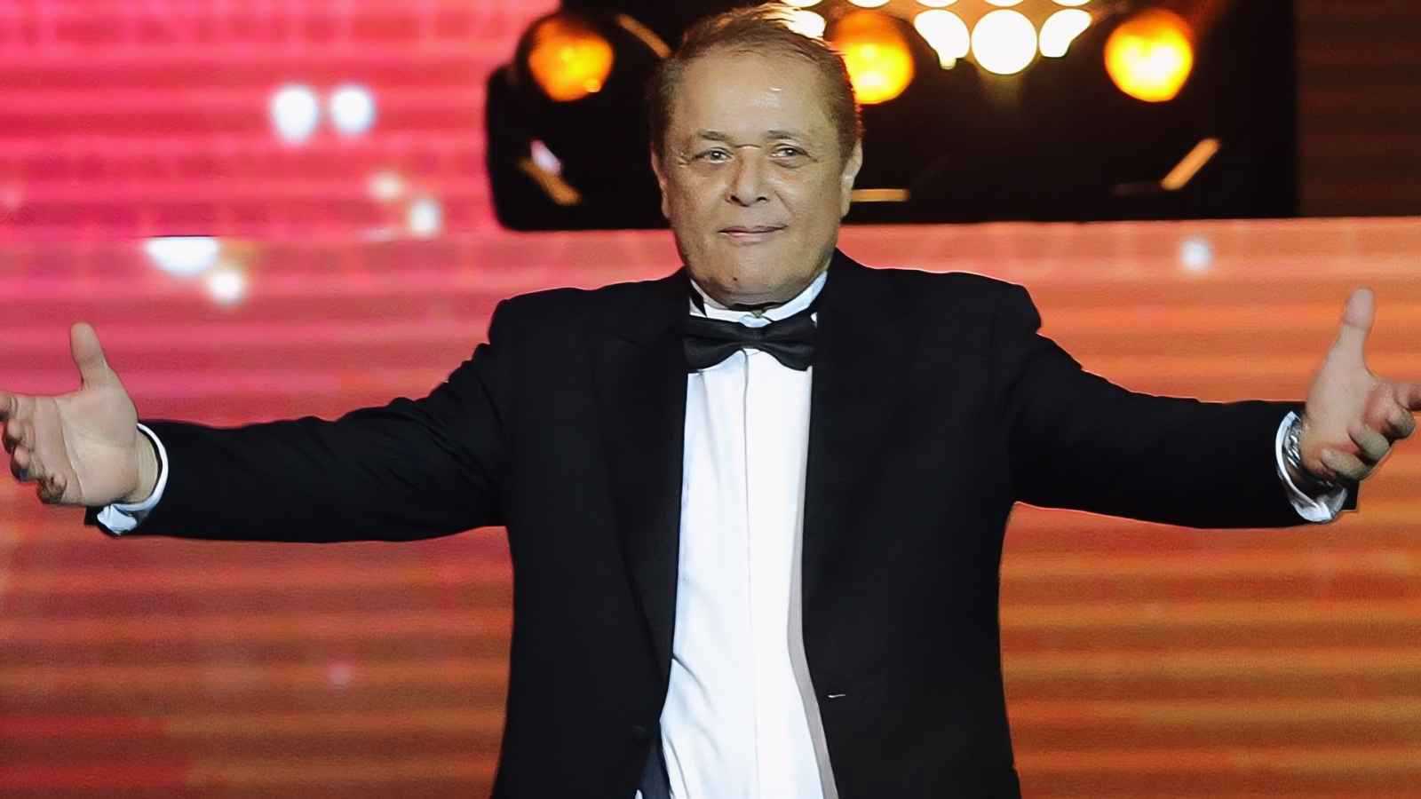 كلمات مؤثرة لـ كريم محمود عبد العزيز في ذكرى ميلاد والده