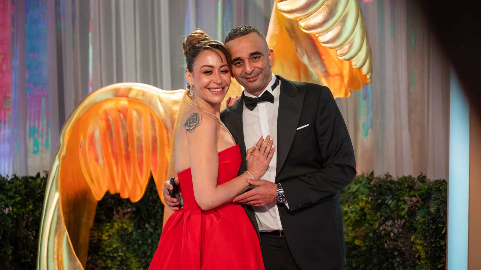 أول ظهور رسمي لـ منة شلبي وزوجها في Joy Awards 2026