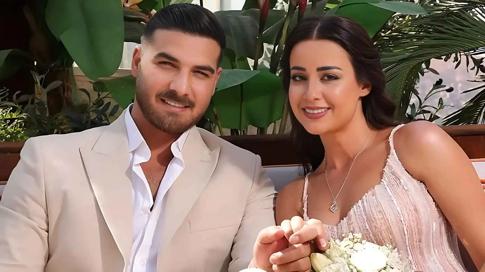 حسن خليل وروعة السعدي يحتفلان بخطوبتهما في دمشق