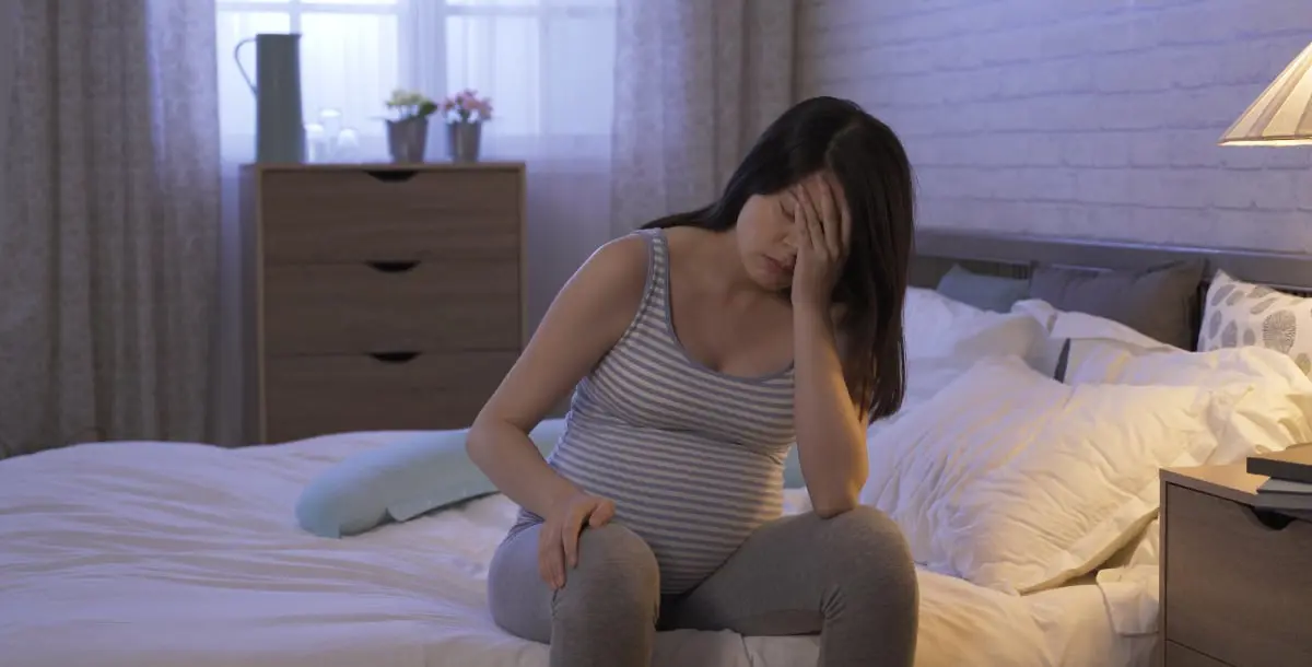 التقلبات العاطفية فترة الحمل.. هل تؤدي إلى اكتئاب ما بعد الولادة؟