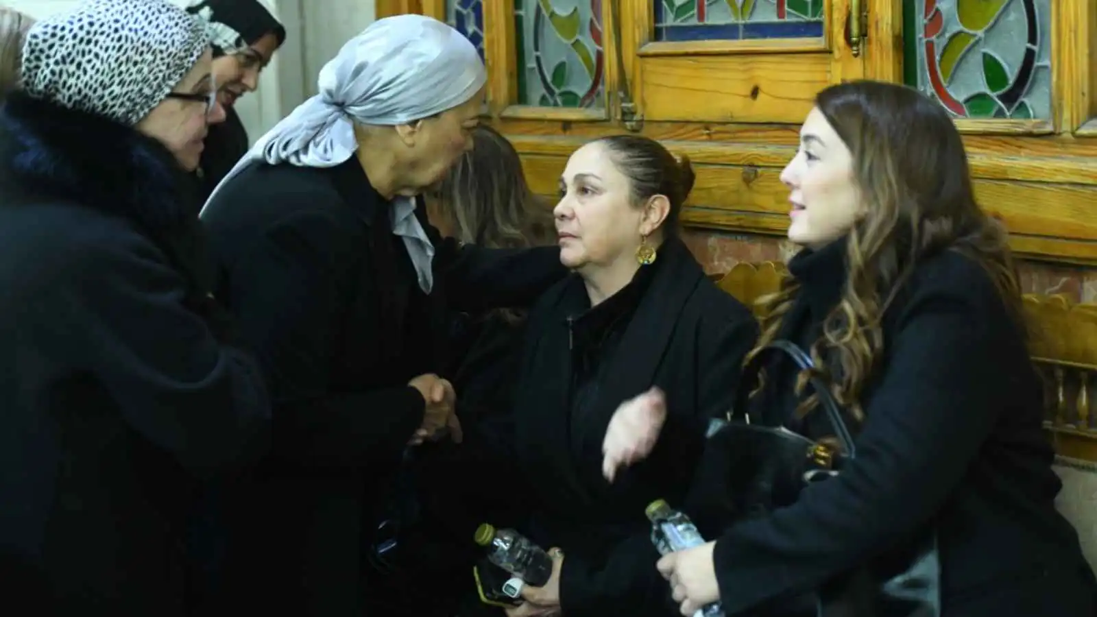 شعبة المصورين تعلق على التجاوزات في عزاء سمية الألفي