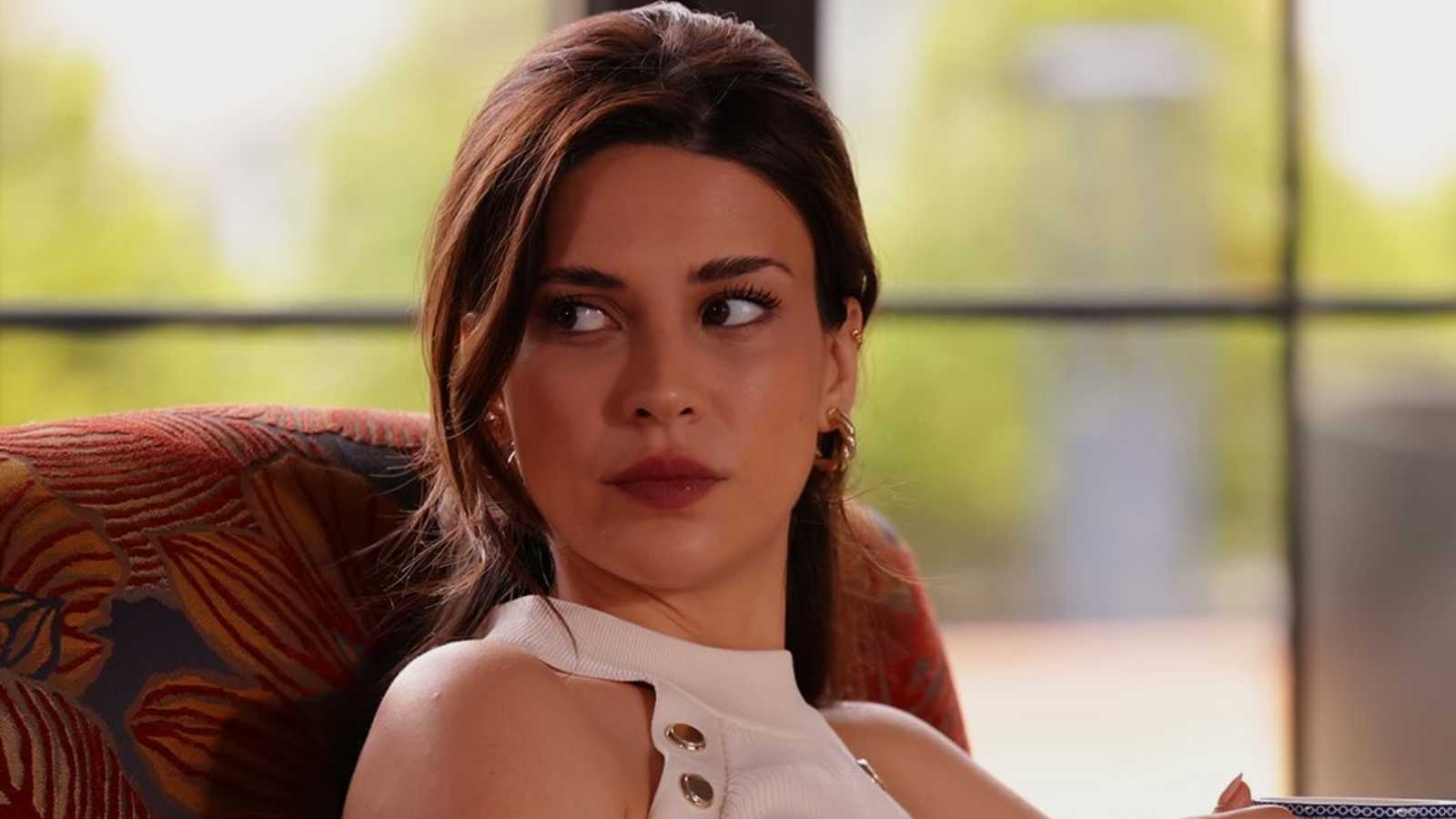 مواجهة داخل قسم الشرطة في مسلسل "تحت الأرض" حلقة 10