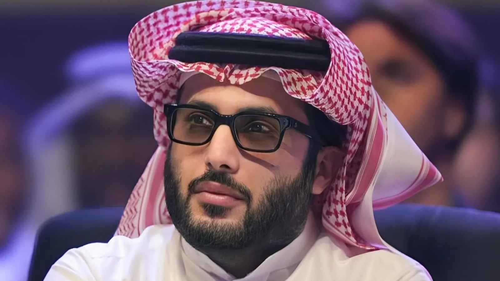 تركي آل الشيخ يعلن بدء تحضيرات "العيون الساهرة" بإخراج عالمي
