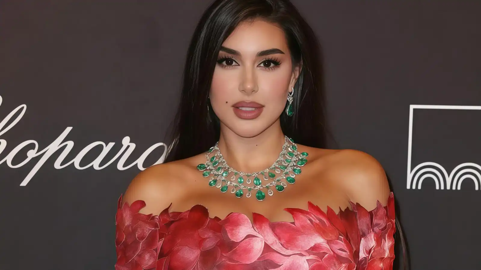 أجمل إطلالات ياسمين صبري بمناسبة عيد ميلادها