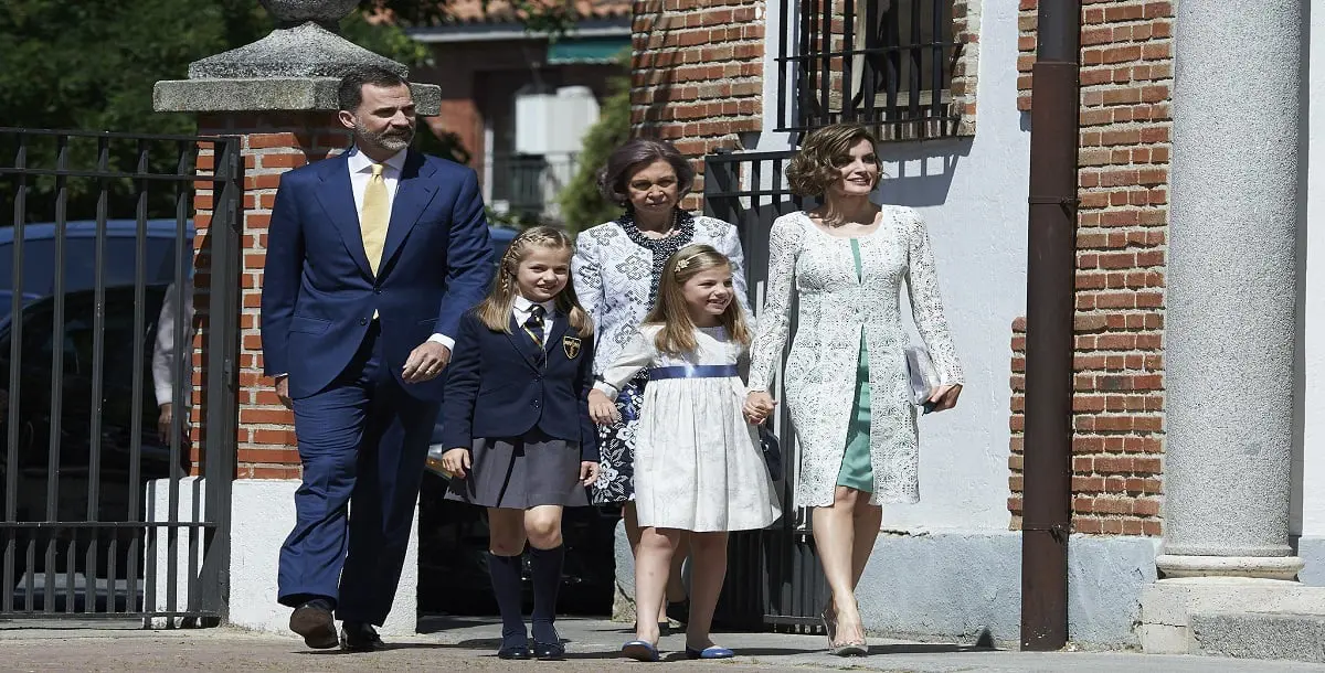 العائلة الملكية الإسبانية تصنع موضة صيف 2015