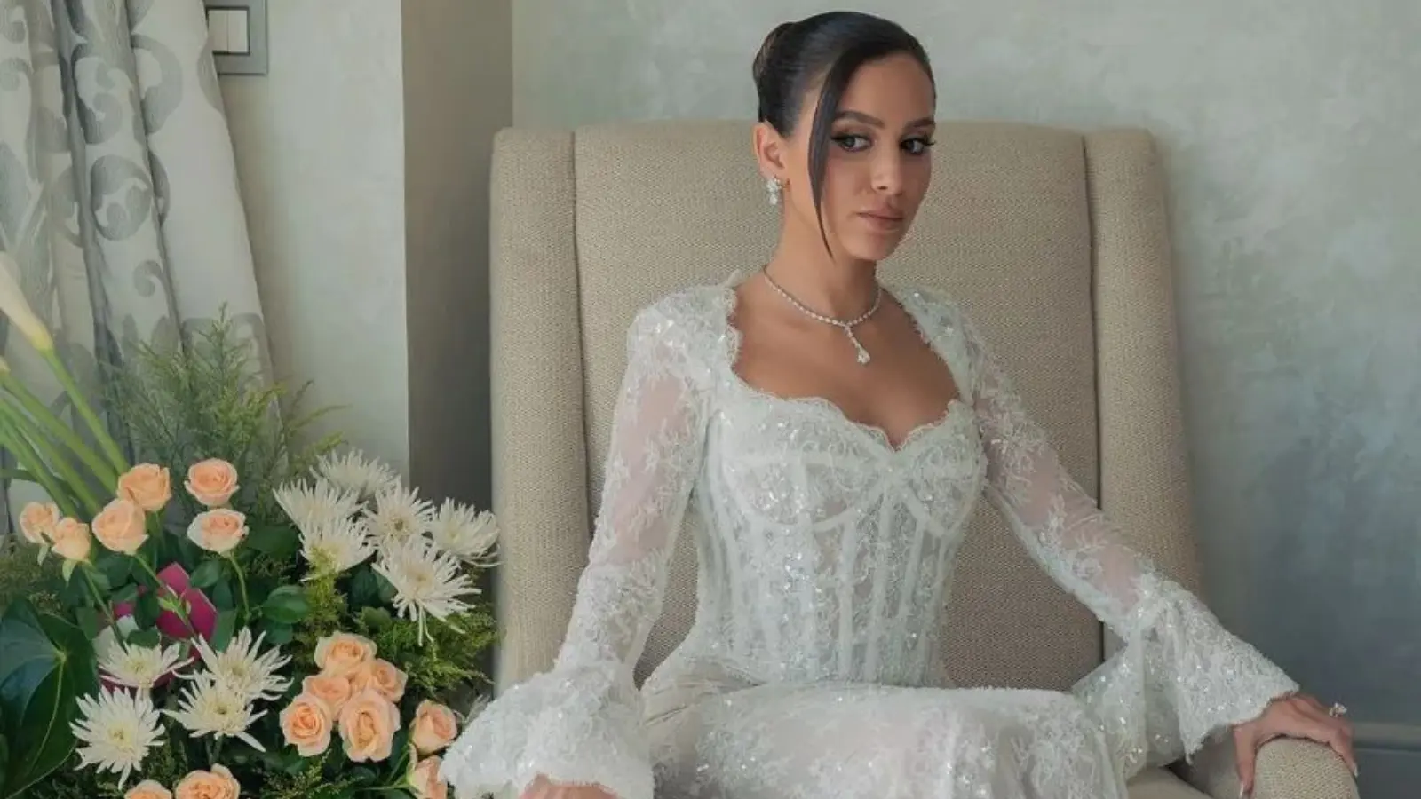 رامي قاضي يكشف أسرار فستان زفاف جميلة عوض