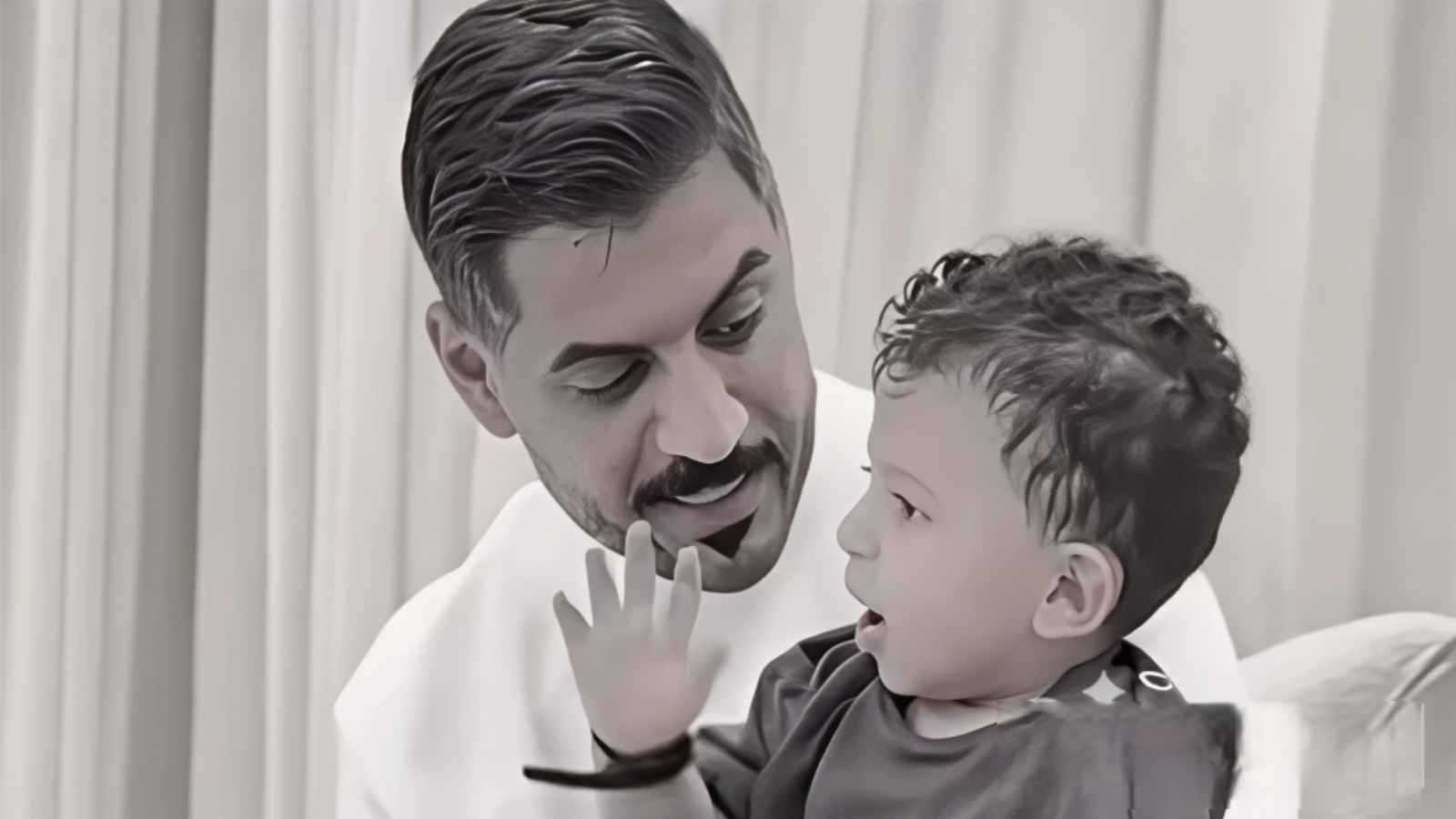 أول تعليق لـ يوشا عبد العزيز بعد وفاة طفلها غرقًا