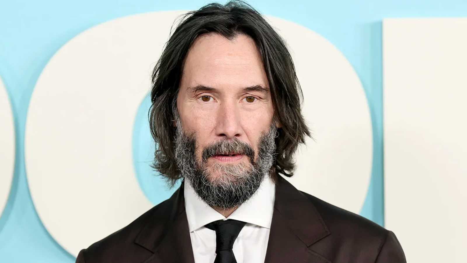 كيانو ريفز يستعيد مسروقاته الثمينة بعد معاناة