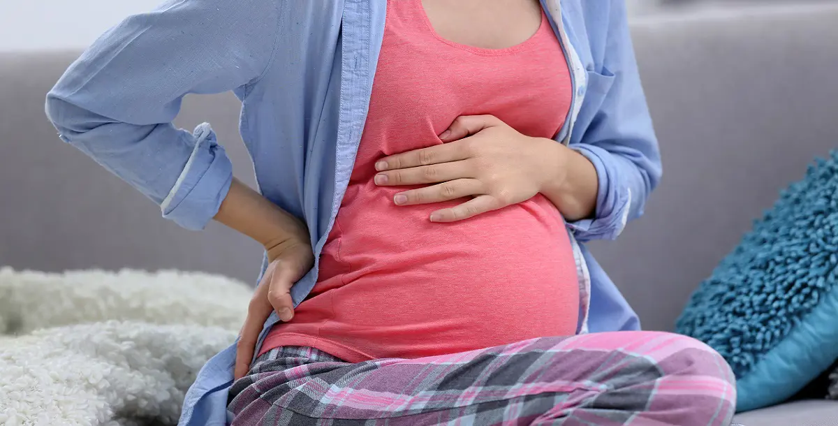 طرق طبيعية لعلاج ألم الظهر عند الحامل