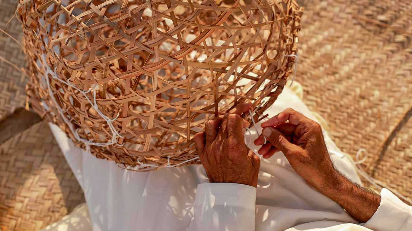 "جائزة الحرف الإماراتية" تحويل الموروث الثقافي إلى قطاع مستدام
