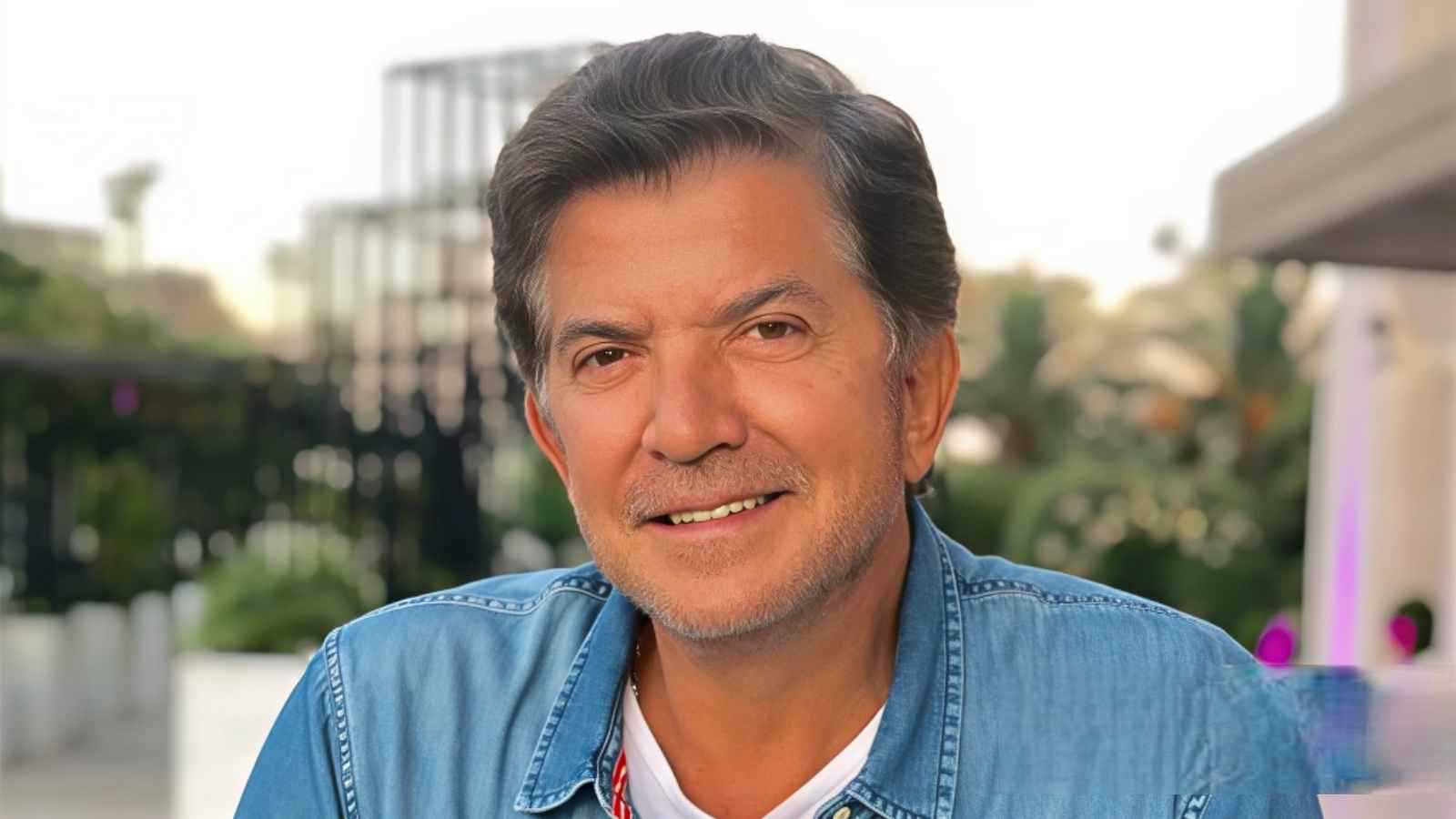 Loyal People: Walid Tawfiq’s Fuchsia Presentation