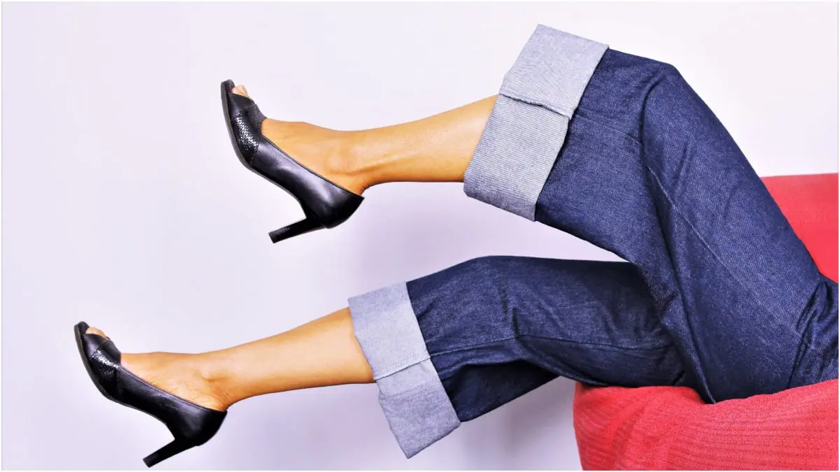قواعد أساسية لارتداء الجينز القصير ذو الأرجل الواسعة