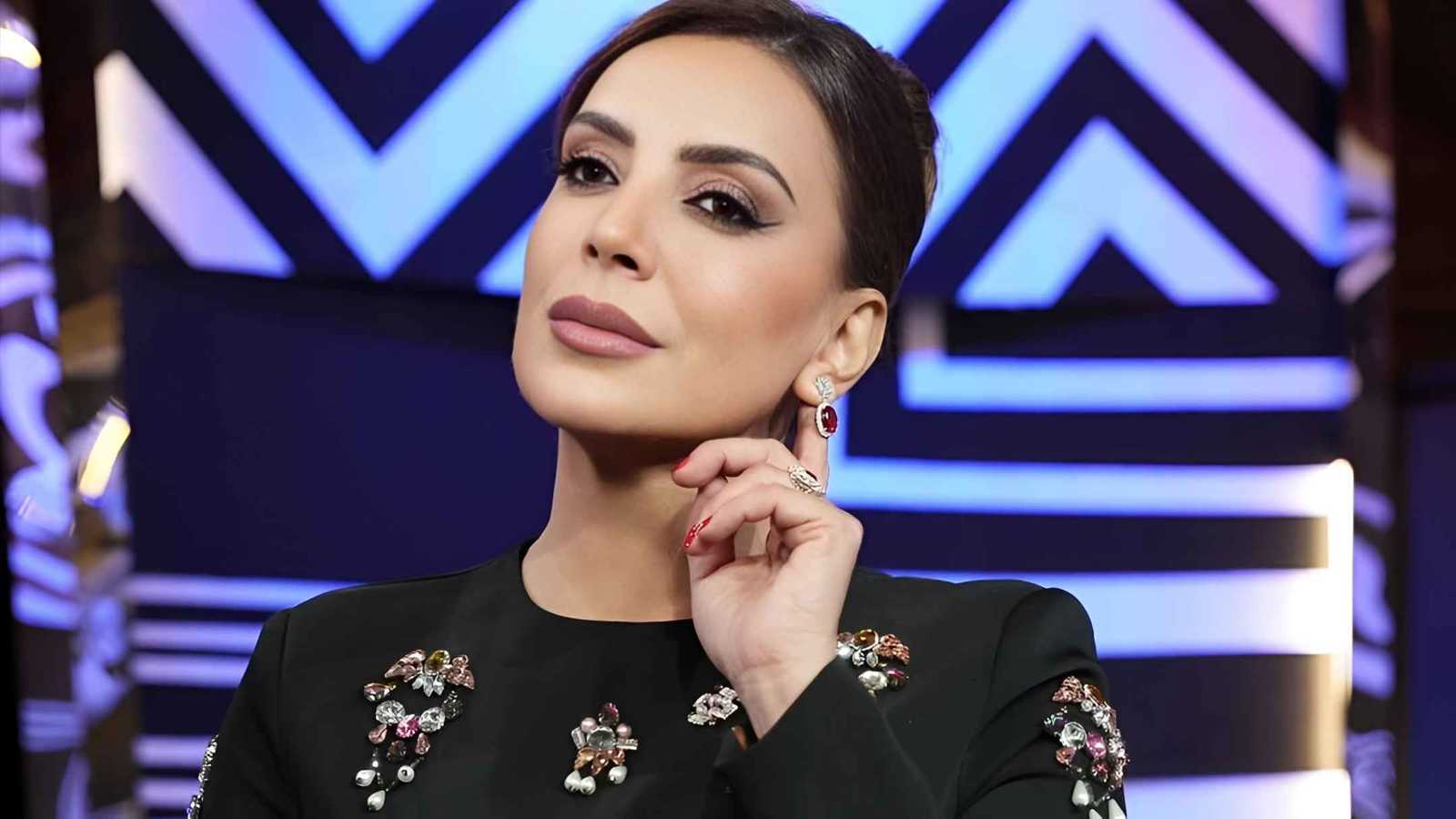 شكران مرتجى تستذكر والدتها الراحلة بكلمات مؤثرة