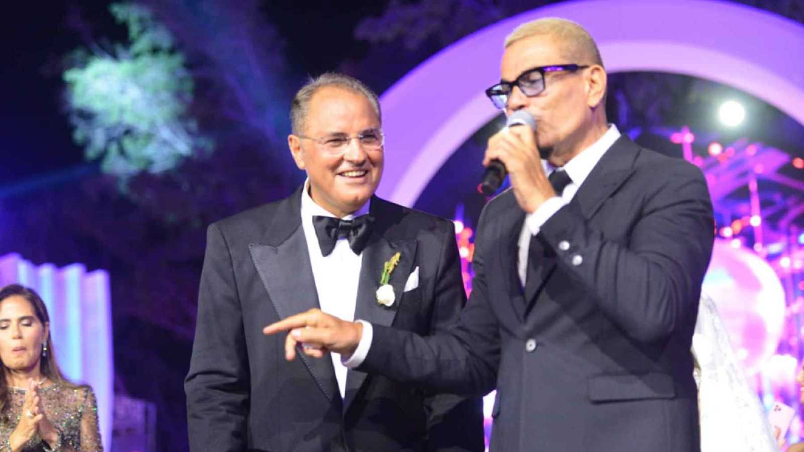 عمرو دياب وأنغام.. النجوم في زفاف ابنة المنتج محمد السعدي 