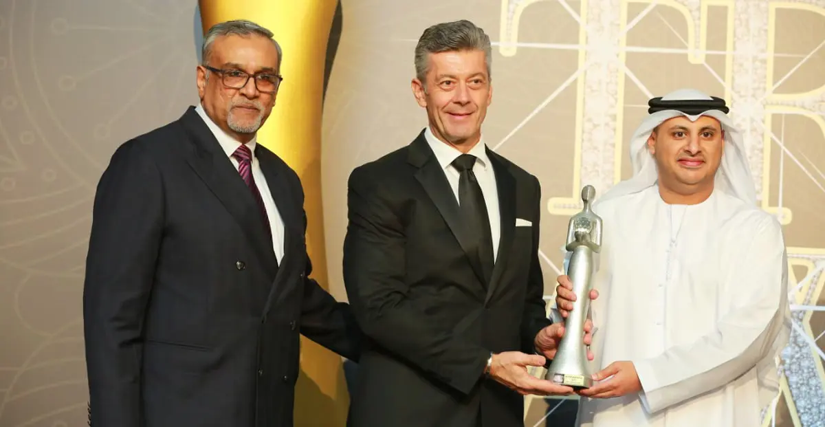 باب القصر يحصلُ على جائزة "أفضل فندق فاخر لإقامة المؤتمرات في الإمارات"