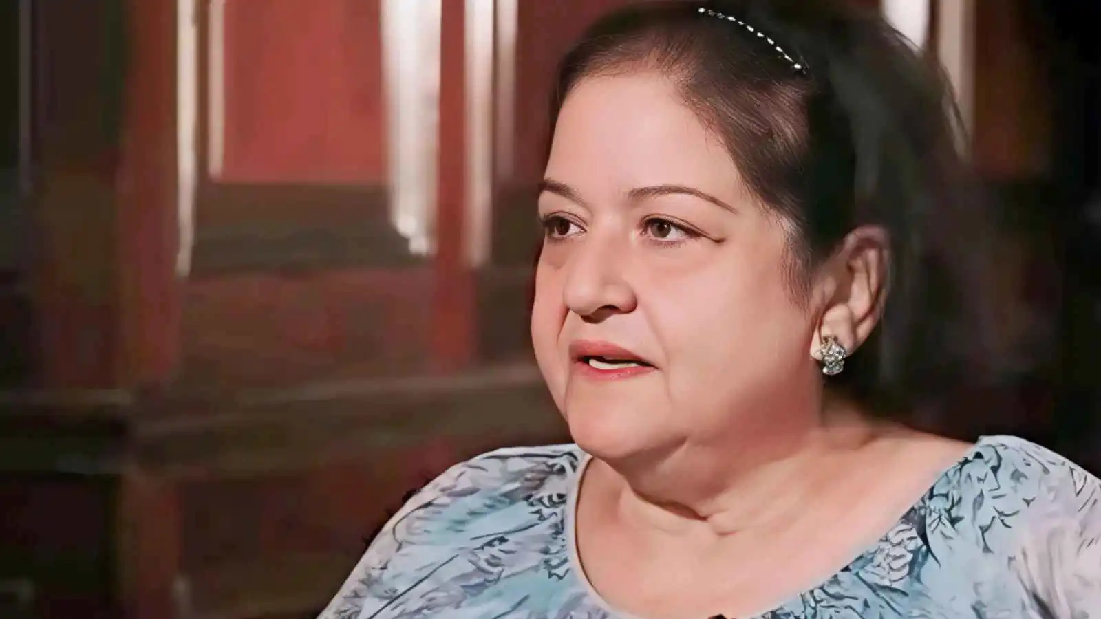 الفنانة السورية رجاء قوطرش