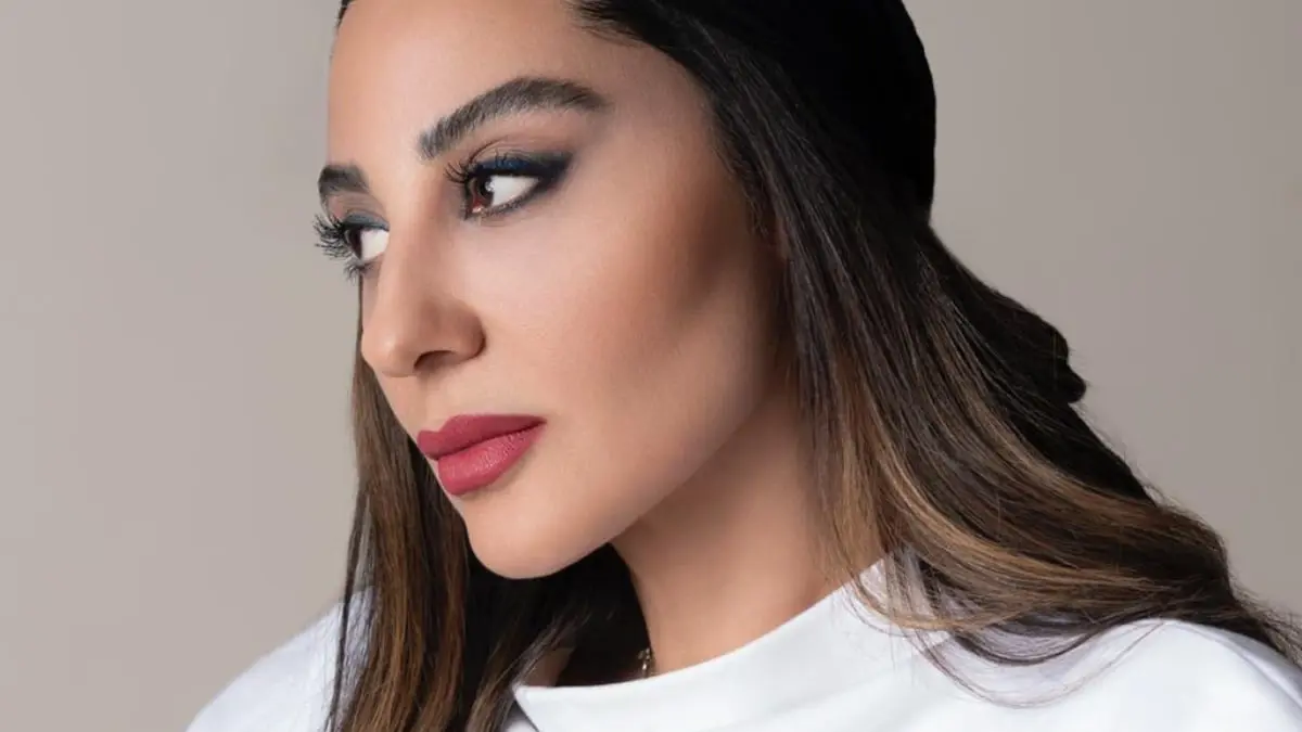 مصممة الأزياء Naghmeh Kiumarsi: لا أخاف الفشل