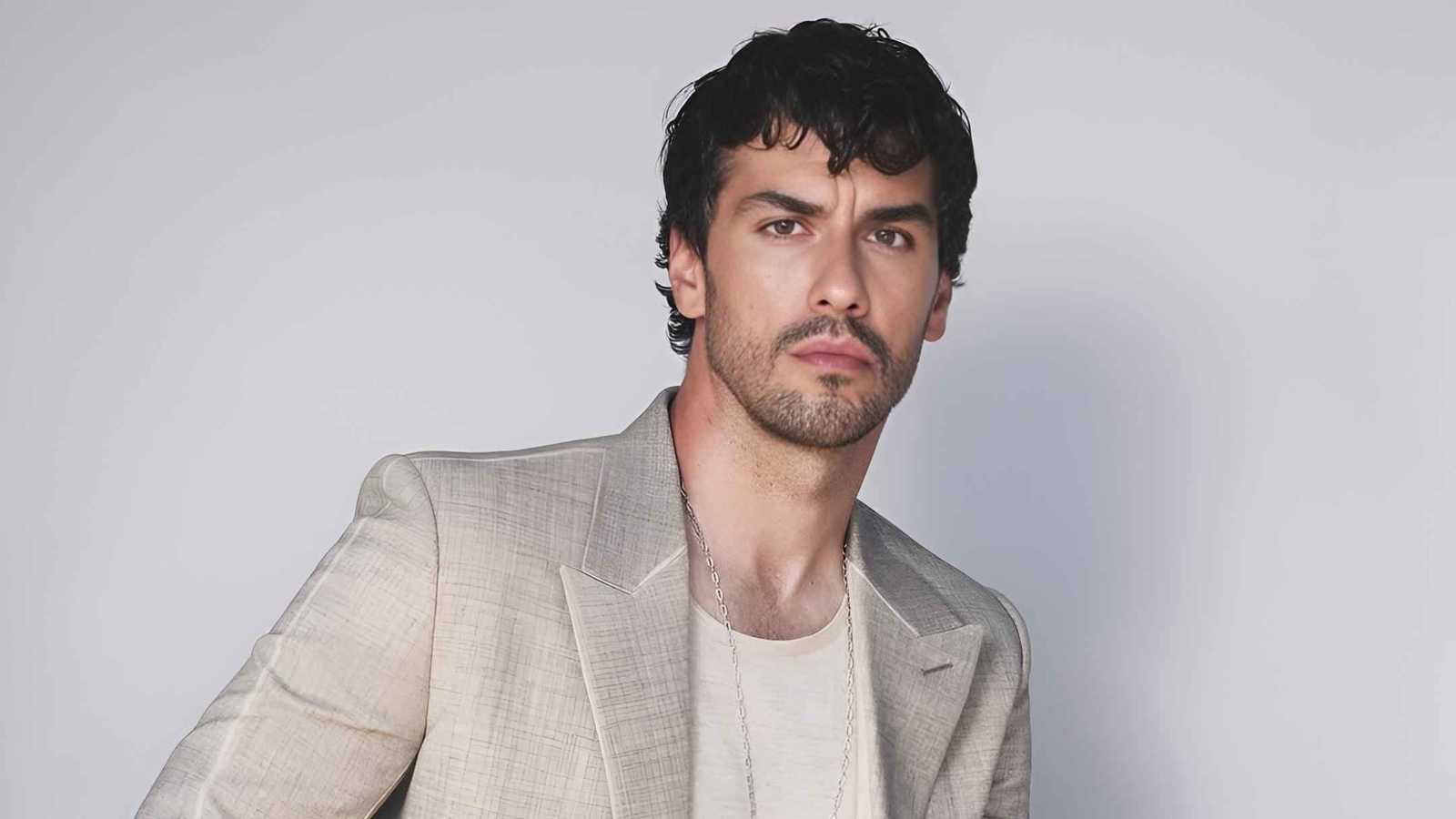 من أحمد جمال... زوج رانيا يوسف الجديد؟