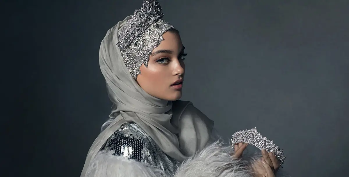علامة "هوت حجاب" تطلق مجموعة فاخرة من أغطية الرأس.. وتثير الجدل بالأسعار والتصاميم!