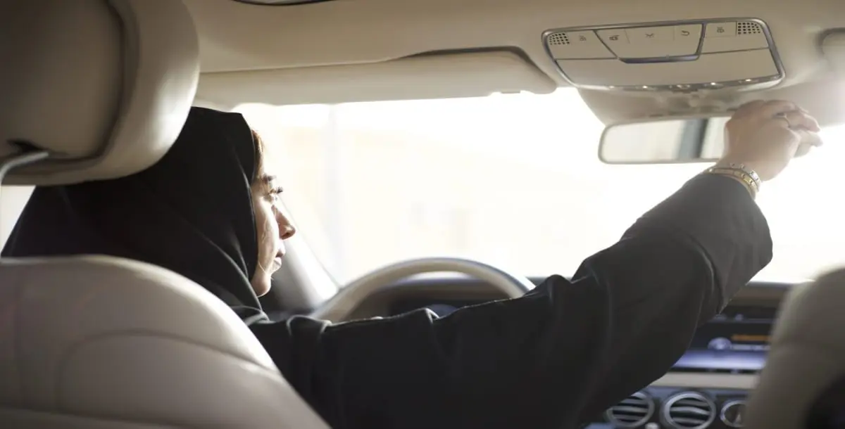 انتقادات واسعة لفتاة سعودية تغني "راب" احتفالًا بقيادة المرأة للسيارة!