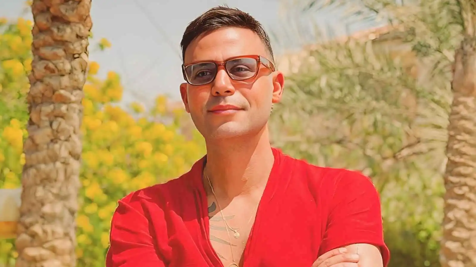 محمد إمام يستعيد ذكريات طفولته مع عادل إمام (صورة)