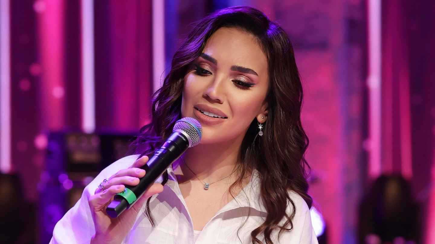 مي فاروق ونور مهنا في ليالي الفنون الخالدة بالرياض