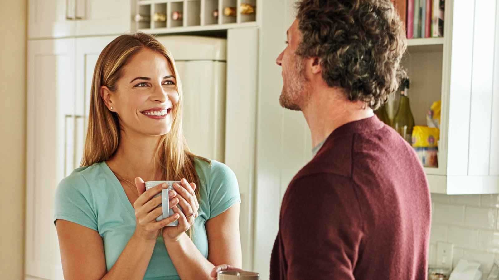 صفات المرأة التي يخاف الرجل خسارتها فعلا