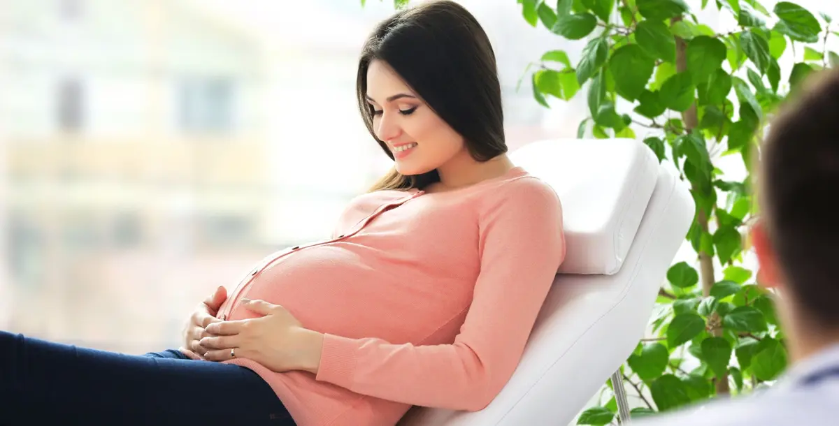 لكل امرأة حامل.. اهتمي بهذا الفيتامين لحماية مولودك من الأكزيما!