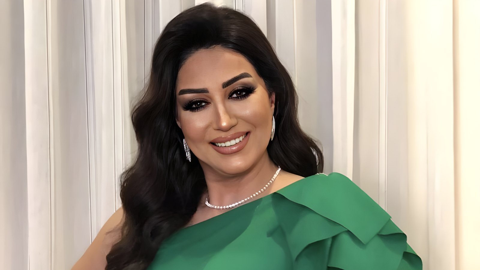 الفنانة المصريّة وفاء عامر