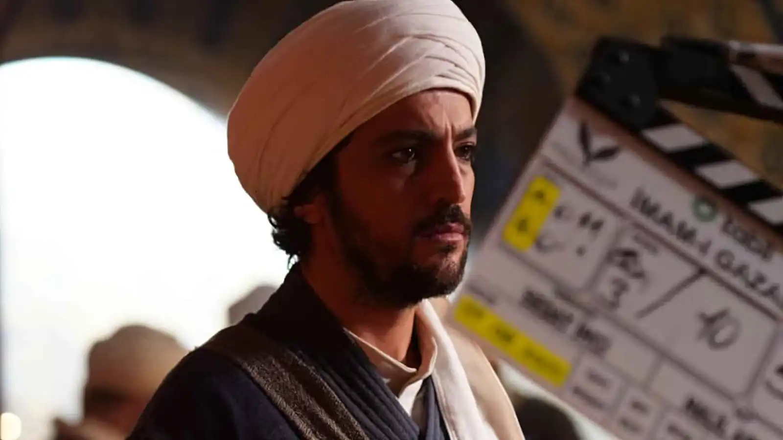 طرح إعلان مسلسل "الإمام الغزالي".. وتانر أولمز يبدأ بتلاوة القرآن
